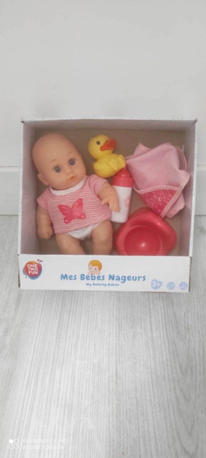 Bébé nageur one two fun