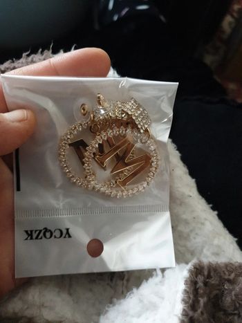 Boucle d oreilles neuve