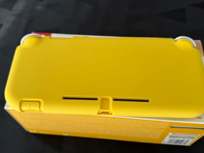 Switch lite - photo numéro 3