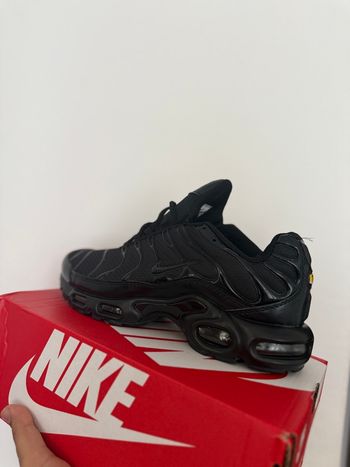 Basket  Nike tn 