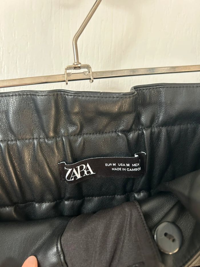 Short en cuir - photo numéro 4