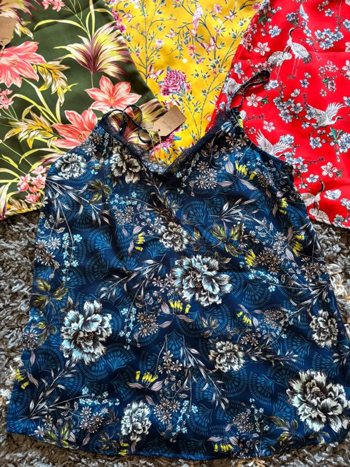 Lot de 5 tops à bretelles neuf sans étiquette - photo numéro 3