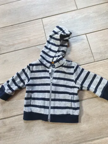 Veste zippée à capuche Kiabi 3 mois