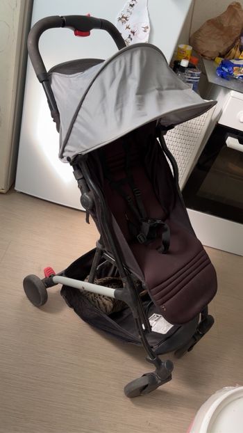 Poussette compacte