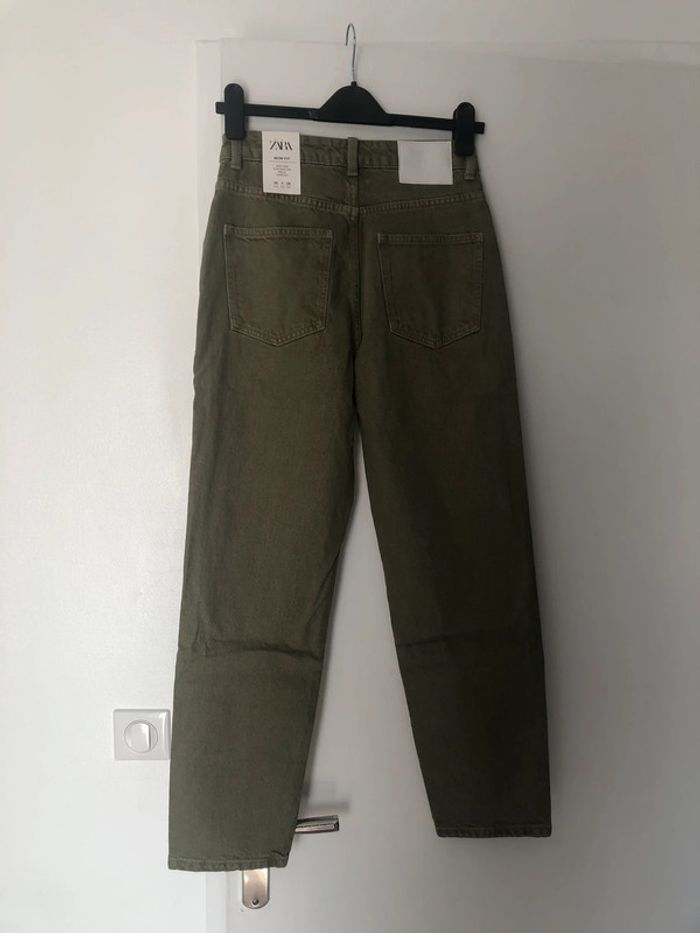 Superbe beau jean Mom Fit Zara taille haute neuf avec étiquette taille 36 - photo numéro 4