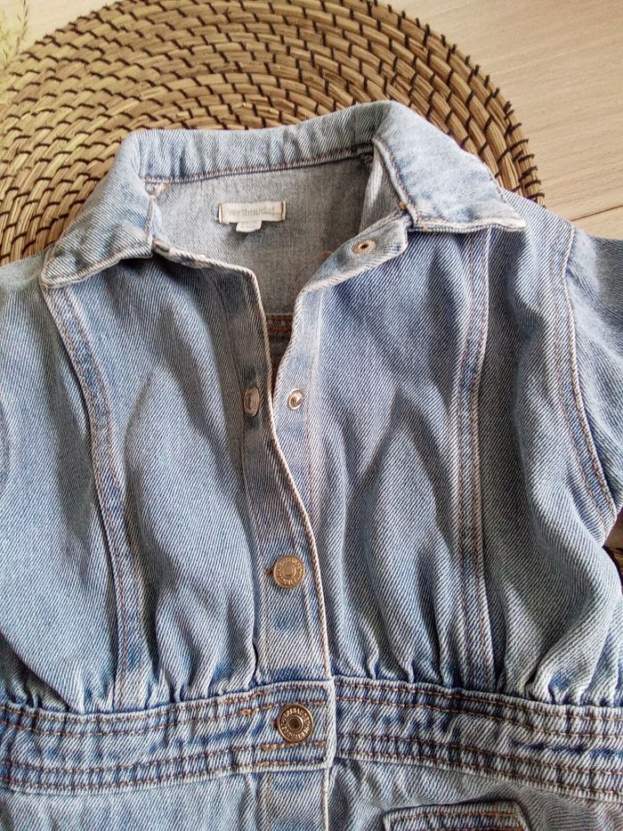 Robe en jean fermée par boutons pressions Vertbaudet taille 5 ans - photo numéro 4