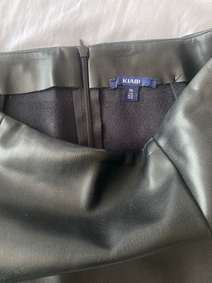 Mini jupe Kiabi 36 - photo numéro 1