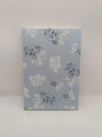 Carnet A5 fleurs bleues