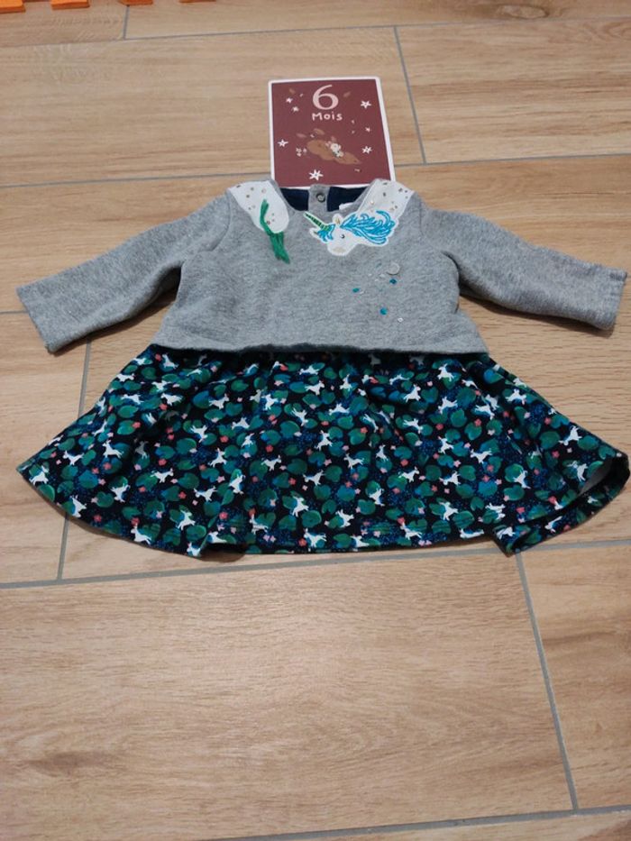 Robe catimini 6 mois licorne - photo numéro 2