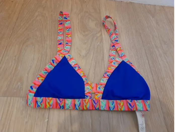 haut de maillot de bains taille 34
