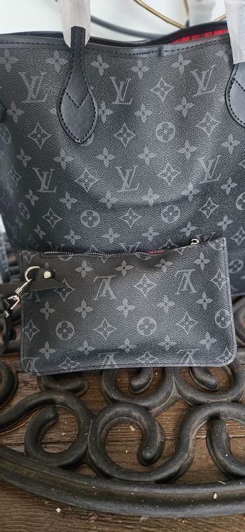Magnifique sac a main Louis Vuitton neuf