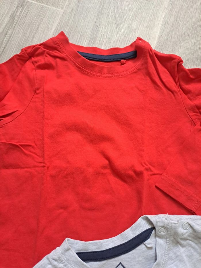 Lot de 4 t-shirts Lupilu 12-24M - TBE - photo numéro 5