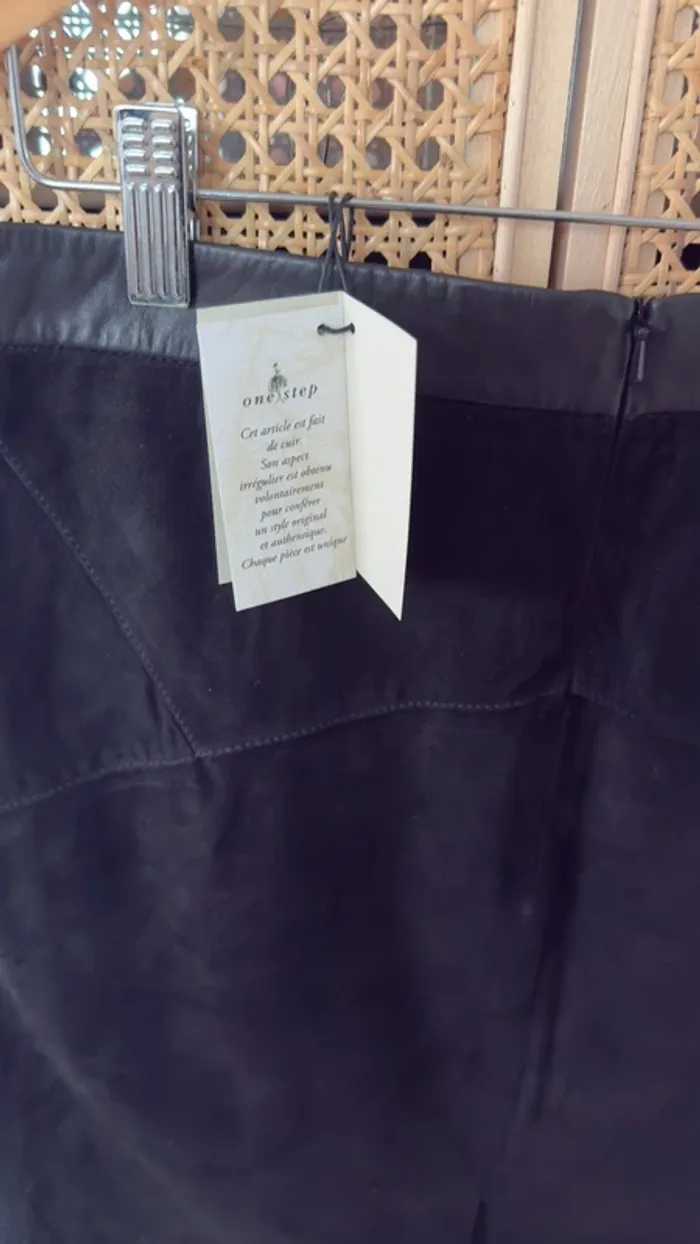 Jupe en cuir - photo numéro 5
