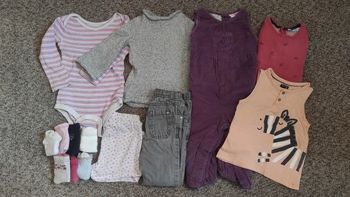 Petit lot fille 18 mois