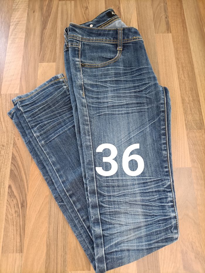 Joli jean skinny 36 Cindy H. - photo numéro 1