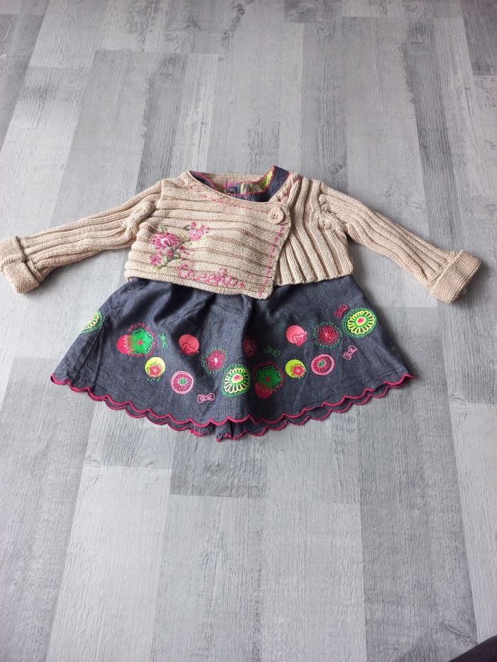 Robe et gilet 6 mois - photo numéro 2