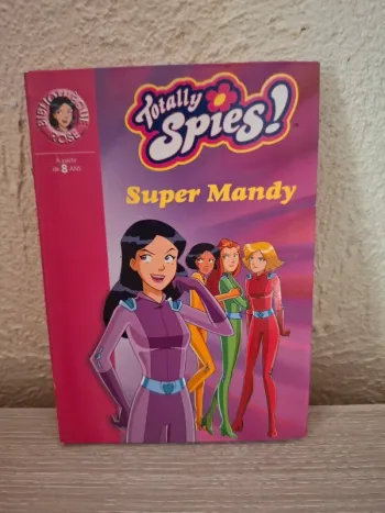Livre de poche totally spies super Mandy