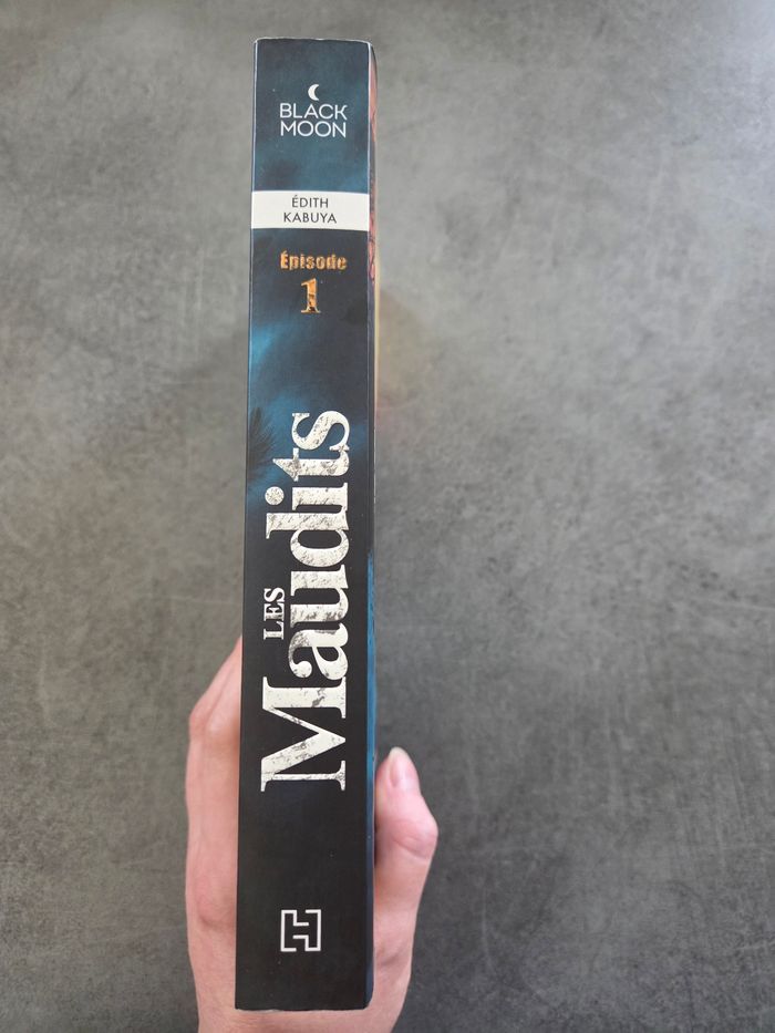 Les maudits tome 1, Édith Kabuya - photo numéro 2