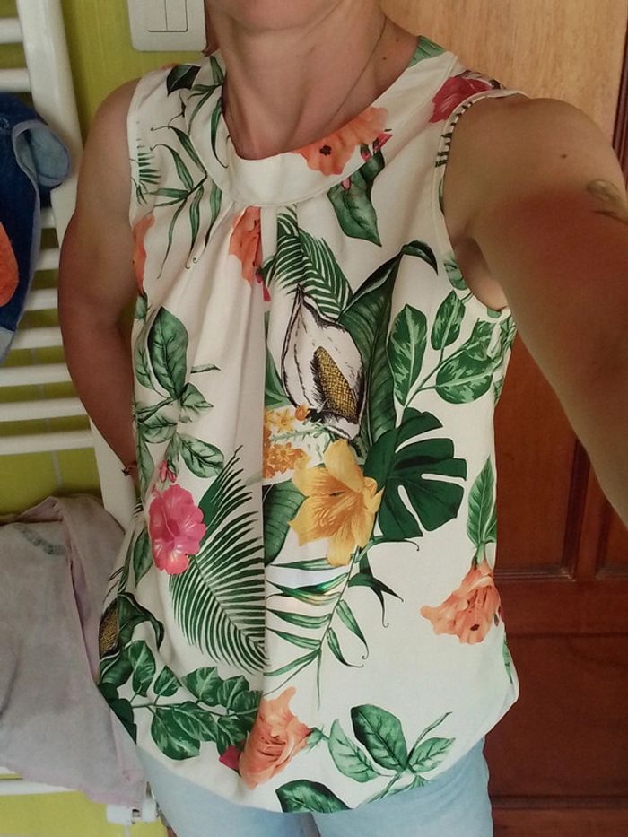 Blouse débardeur femme Motif floral - photo numéro 2