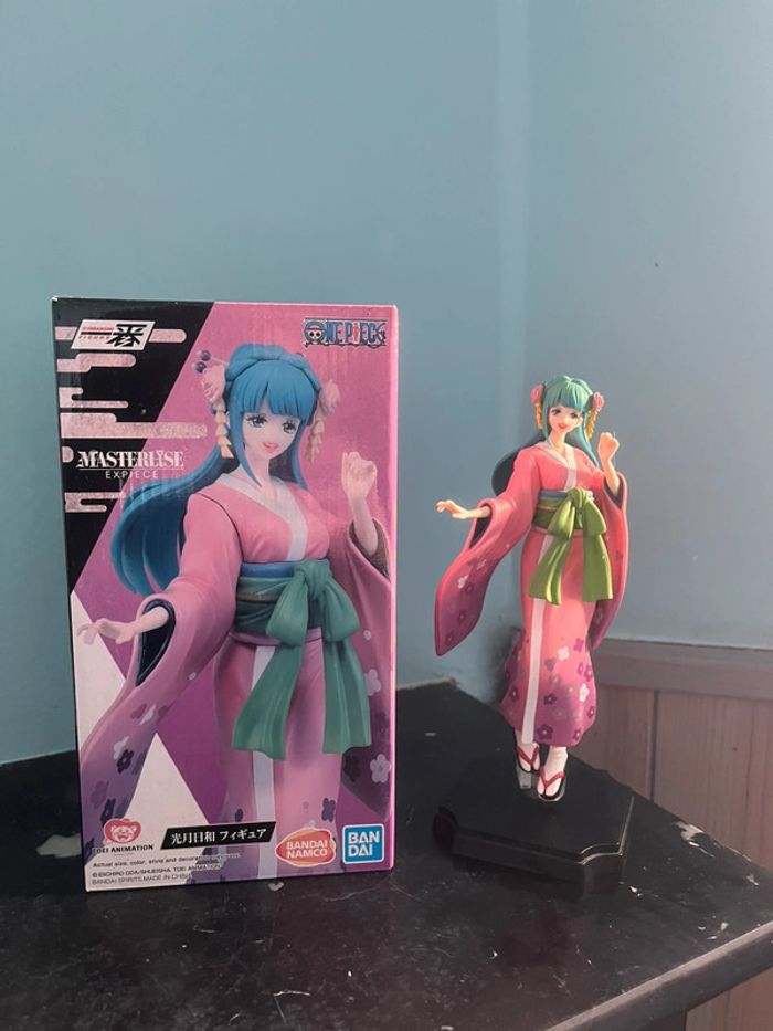 Figurine Komurasaki one piece