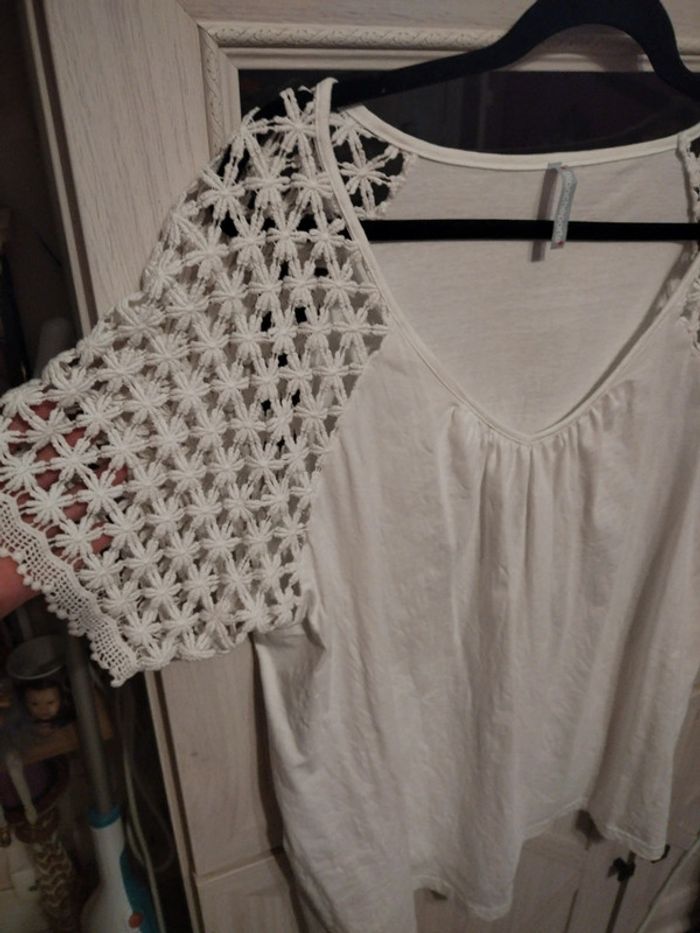 Tee shirt blanc - photo numéro 4