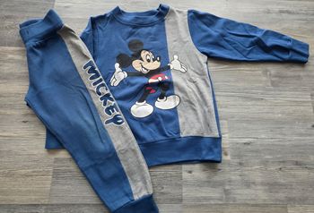 Ensemble jogging mickey