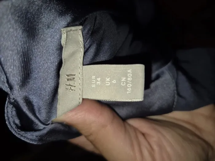 Robe satinée fluide H&M - photo numéro 10