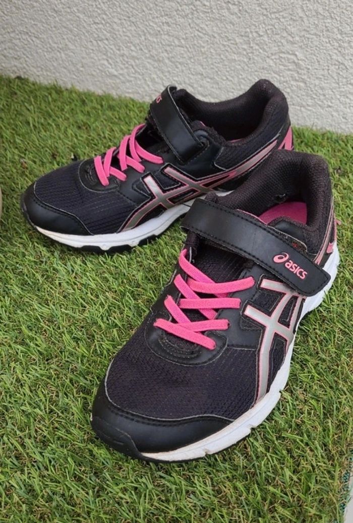Chaussures de sports fille asics 33.5