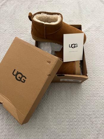 Mini-Bottes UGG / Taille 39 