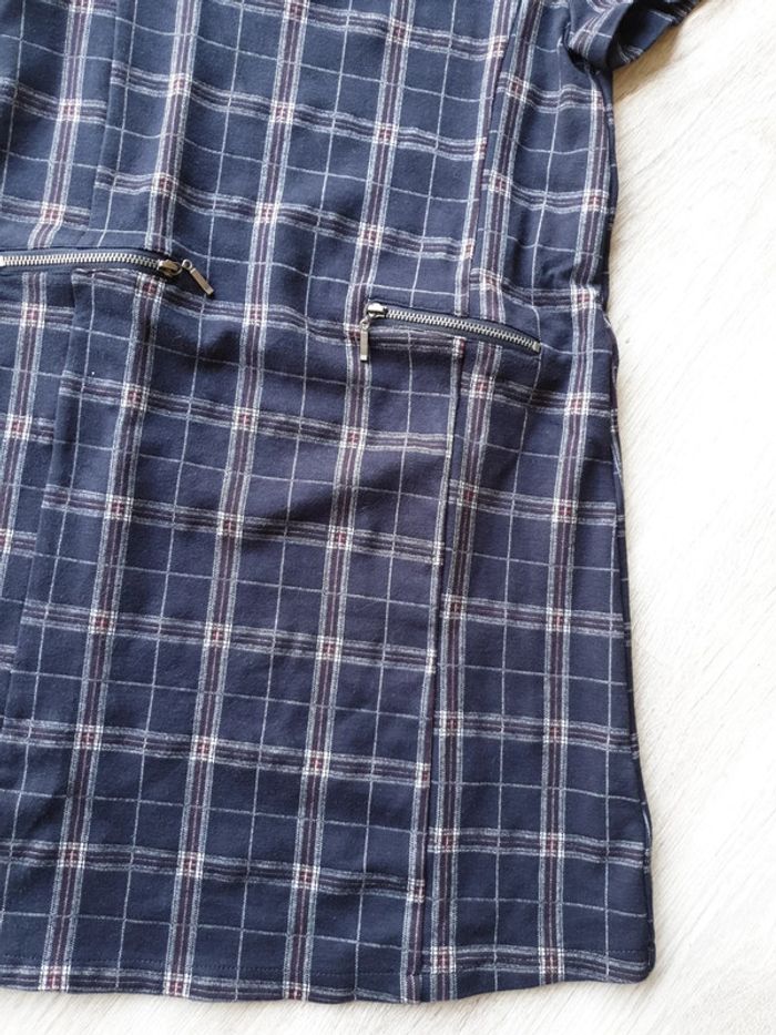 Robe bleue marine 12 ans - photo numéro 3