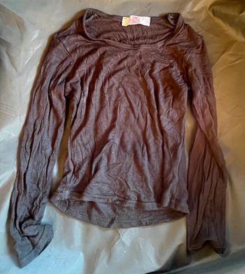 T-shirt noir basique fille – Taille estimée 5 à 10 ans – Bon état