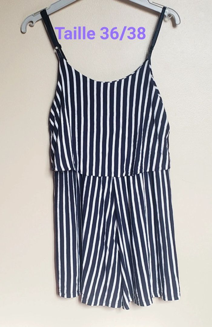 Combi-short léger motif rayures taille 36/38
