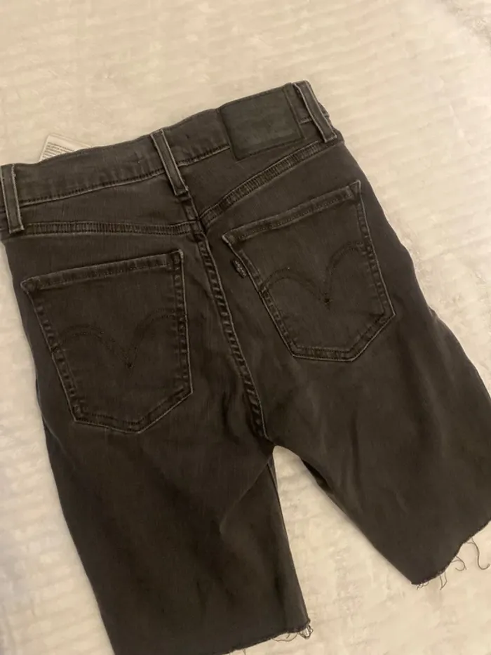 Short Levis - photo numéro 4