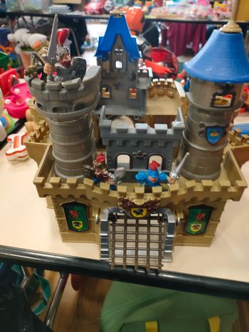 Château fort+4 figurines