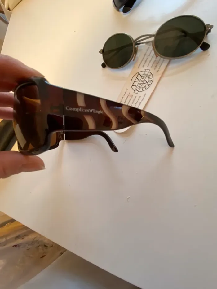Lots lunettes de soleil - photo numéro 2