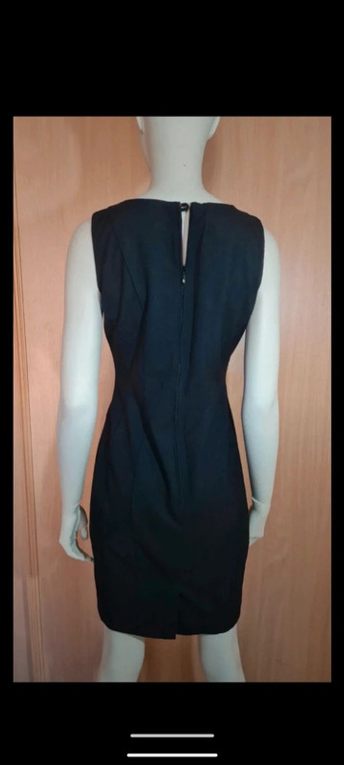 Robe noire, class chic H&M - photo numéro 4