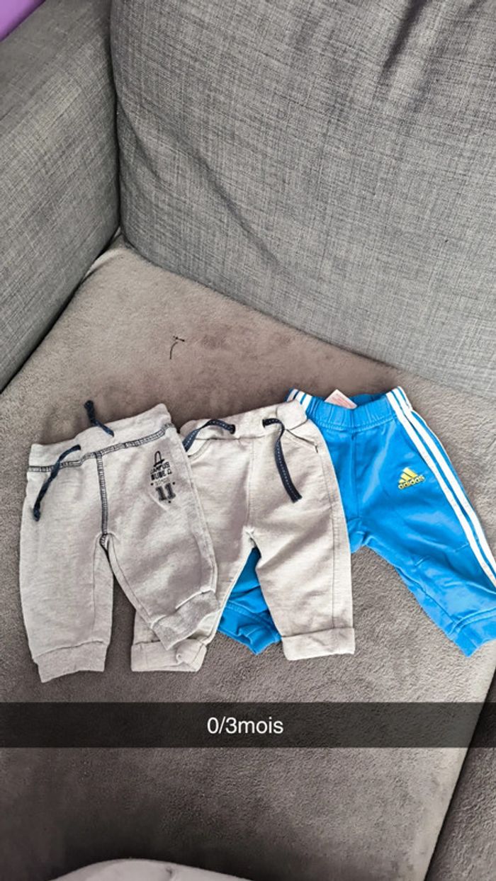 Lot jogging 0/3 mois