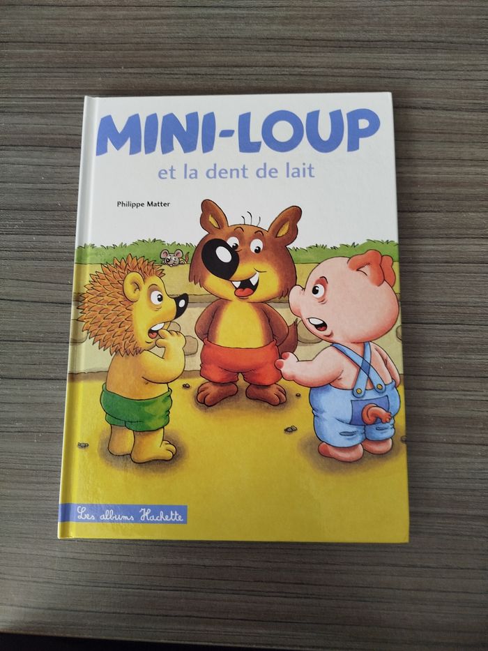 Mini-Loup et la dent de lait
