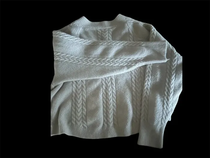 Pull court beige manches longues taille S - photo numéro 2