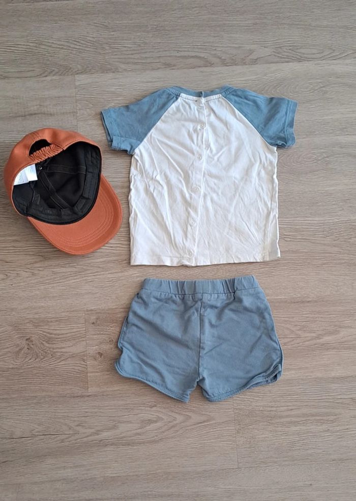 Ensemble t-shirt short et casquette garçon 2 ans - photo numéro 2
