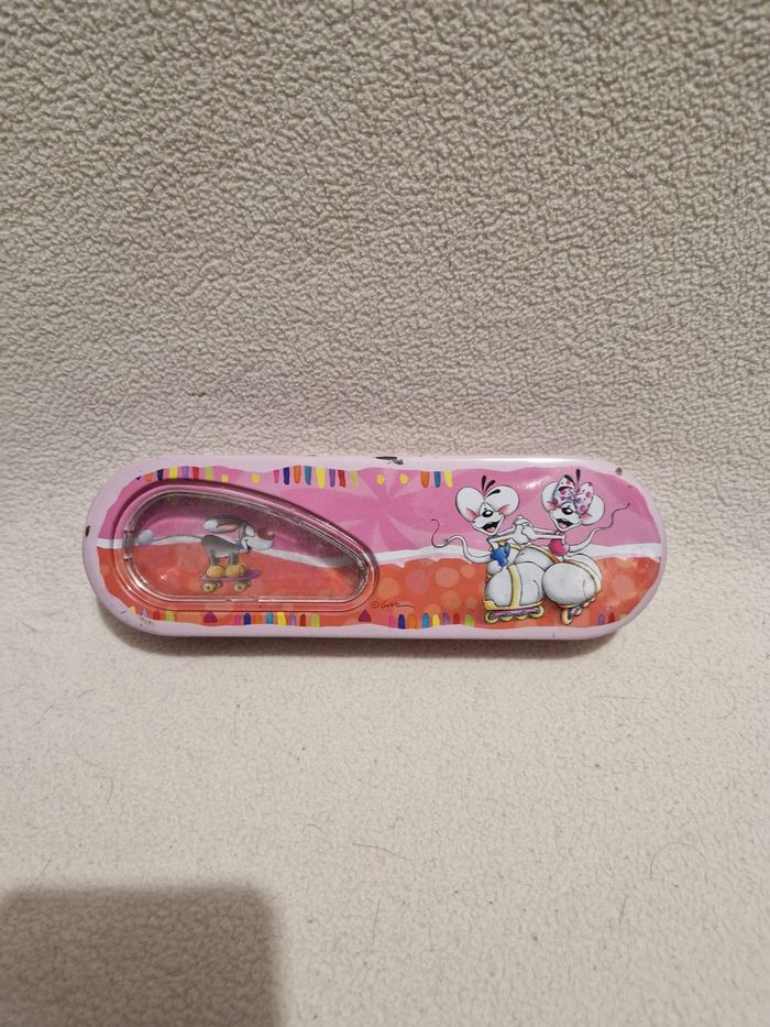 Plumier en métal boîte diddl et diddlina