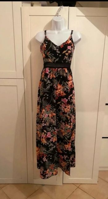 robe longue fendue taille M neuve