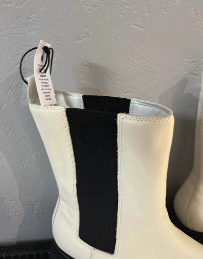 Boots Zign neuves avec étiquettes - photo numéro 3
