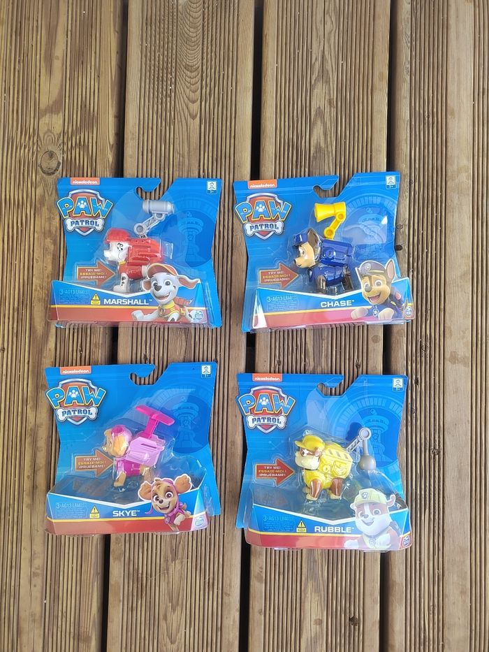 Lot 4 figurines Paw Patrol Pat’Patrouille – Marshall, Chase, Skye, Rubble – Neuf sous blister