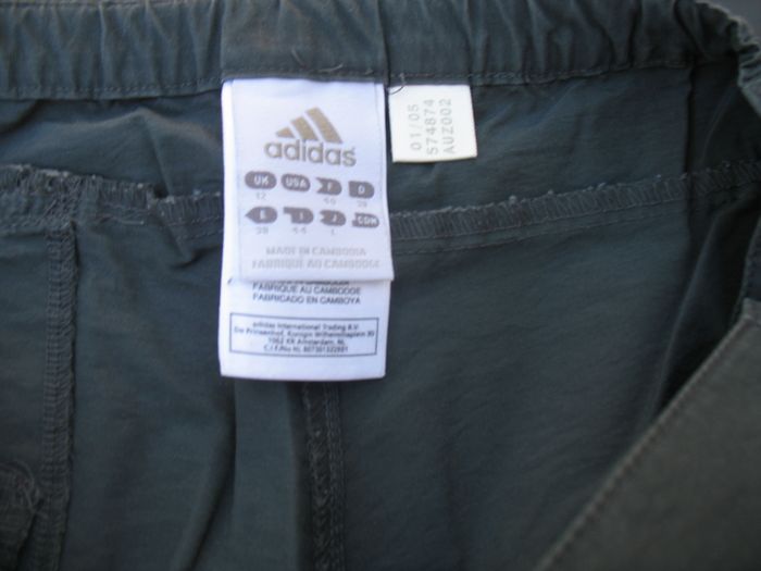 PANTACOURT DROIT GRIS FONCE "ADIDAS" - TAILLE 40 - n°05 - photo numéro 5