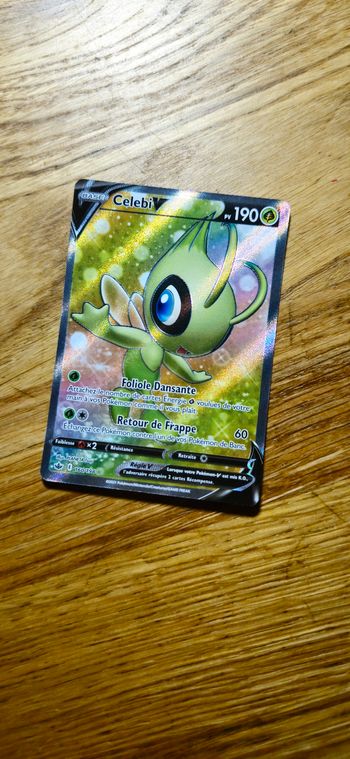 Carte pokemon Celebi V   160/198