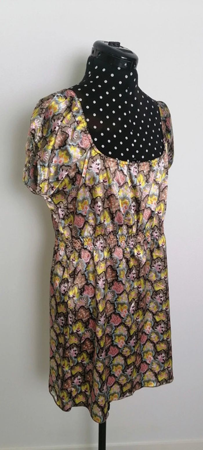 Tunique satin fleurs beige jaune rose Taille L Lola Espeleta - photo numéro 3