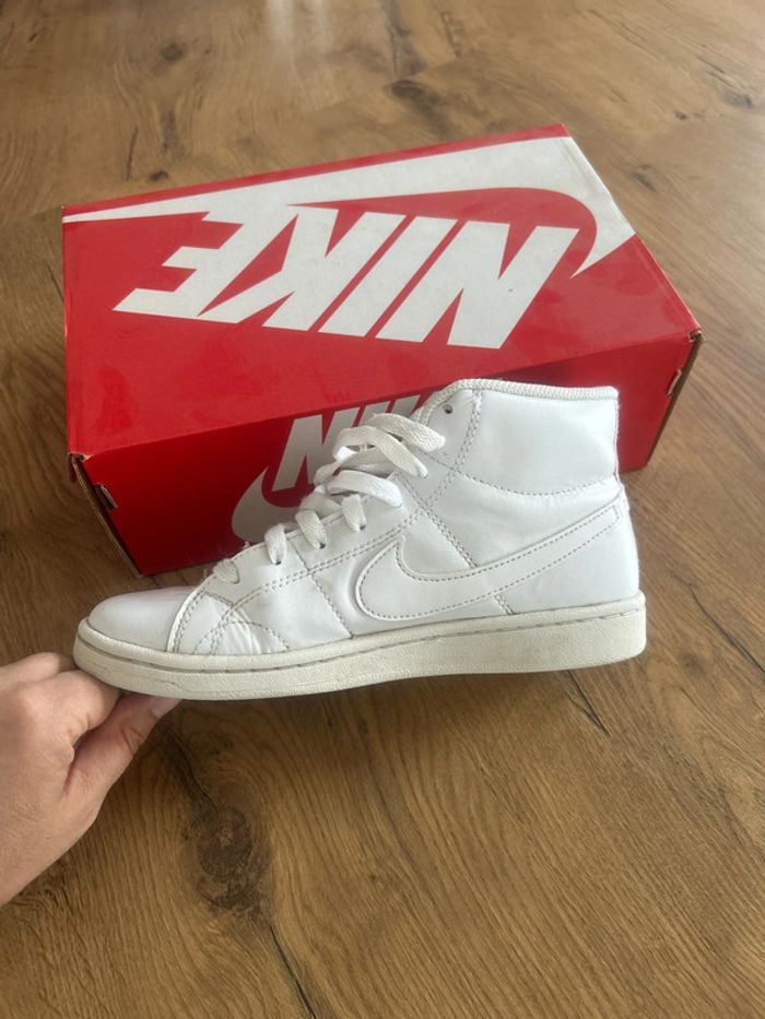 Nike 37,5 ou 6,5 femme - photo numéro 7