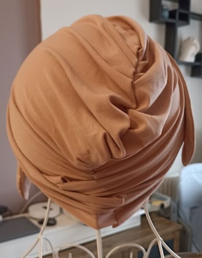 Turban Bonnet Élégant Nude / Beige Rosé - 100% Viscose - Tie Back - photo numéro 6