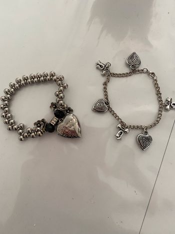 Lot deux bracelets